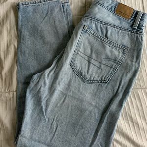 American Eagle Mom Jeans